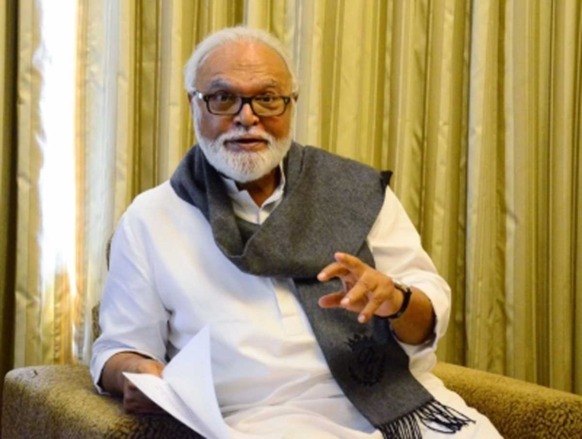 महाराष्ट्र के मंत्री छगन भुजबल को व्हाट्सएप पर जान से मारने की धमकी मिली